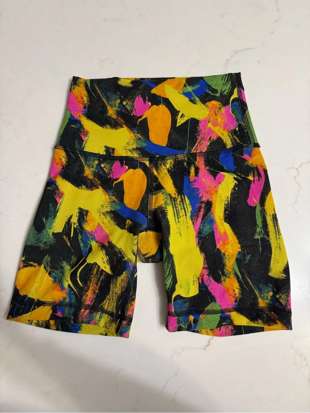 lululemon High-Rise Abstract Print Biker Shorts Size 2